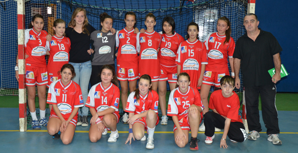 hand-dec2012-14filles