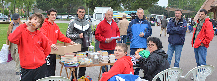 hand-vide-grenier-avril2014