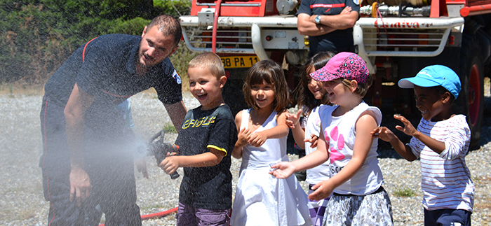 maternelle-floralies-pompiers-juin2014