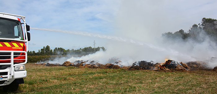 pompiers-balles de pailles sept2014