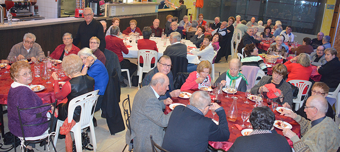 amicale-des-pieds-noirs-mars2015-repas