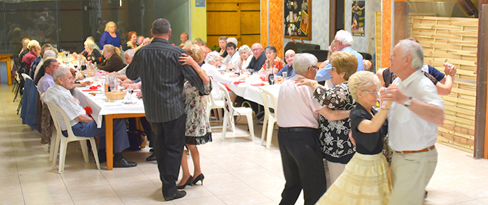 accueil amitié repas juin2016